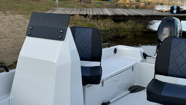 ŁÓDŹ WĘDKARSKO-REKREACYJNA POWER BASS 430 ZE STERÓWKĄ