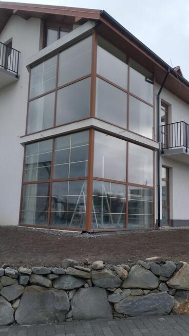 szklarz Sanok - kabiny prysznicowe , szkło do kuchni, lustra