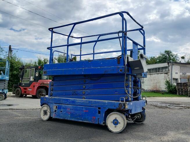 UpRight X32 - 12m - elektryczny podnośnik nożycowy