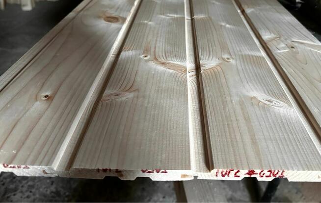 Podbitka 121x14 , 121x12 mm swierk skandynawski c24