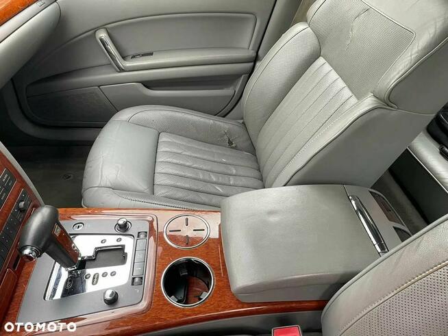 Volkswagen Phaeton 3.0 V6 TDI 4Mot (5 os.)