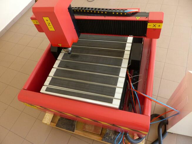 Frezarka górnowrzecionowa 2,2 KW 60x90 cm