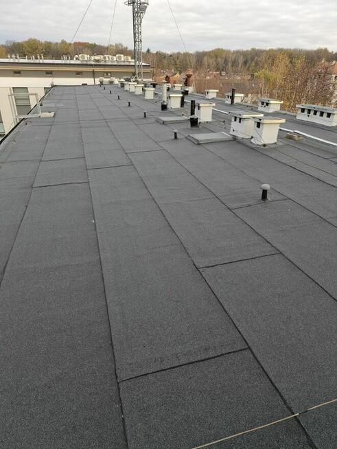 Krycie Dachów Papą Termozgrzewalną - Usługi Dekarskie/dekarz