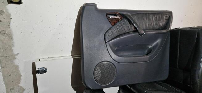 Fotele Mercedes ML W163 2002