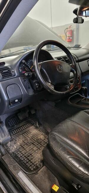 Fotele Mercedes ML W163 2002