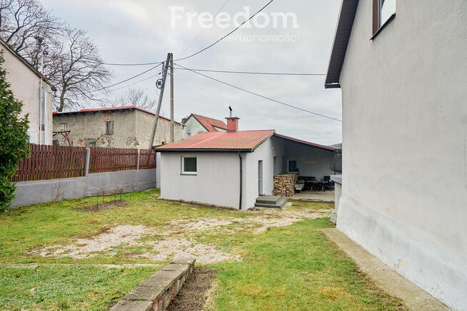 Dom w centrum znanej miejscowości Warpuny