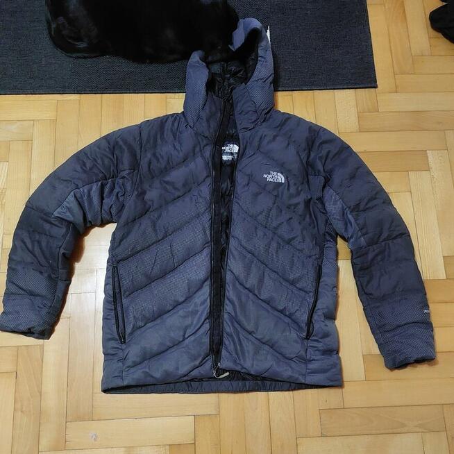 Sprzedam około 800 sztuk odzieży