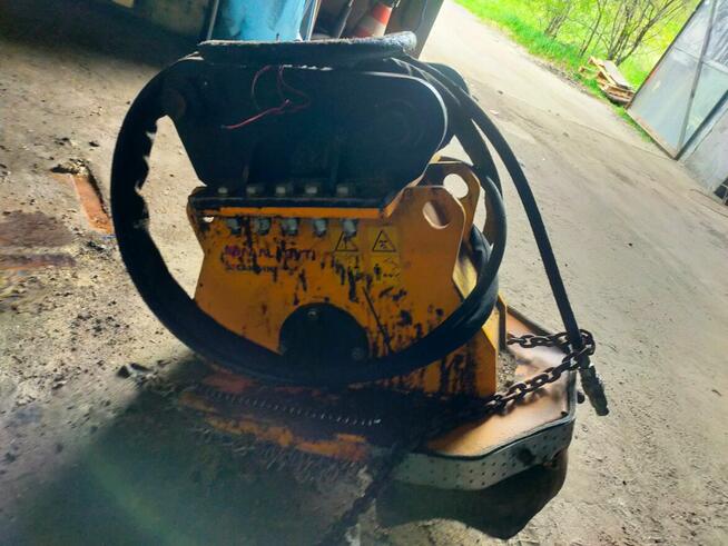 Sprzedam frezarkę do frezowania pni