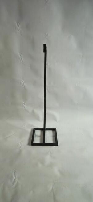 Stojak na papier toaletowy