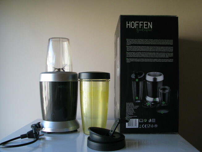 Mocny robot blendujący Hoffen, stołowy blender kielichowy