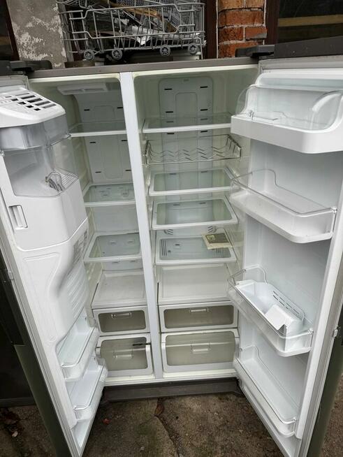 Lodówka Samsung Chłodziarko-zamrażarka wolnostojąca Samsung