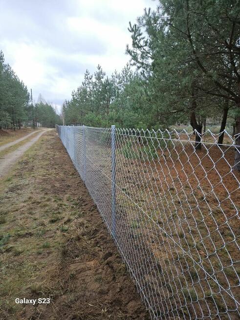 Ogrodzenia, budowa oraz montaż