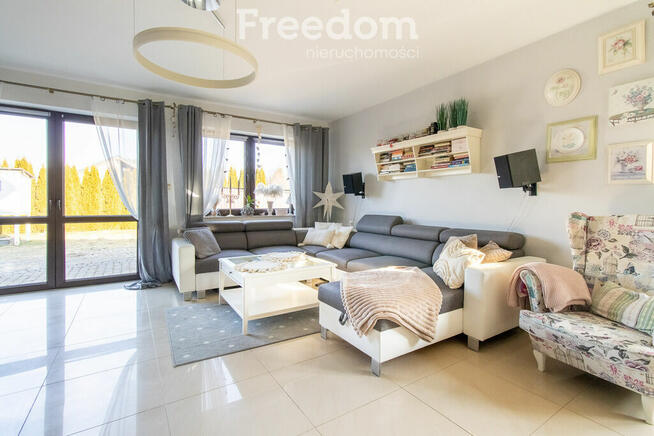 Przestronny dom do zamieszkania obok Radłowa!