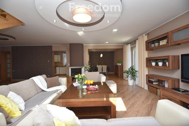 Nowoczesny i wyposażony dom 7 pokoi wokół las