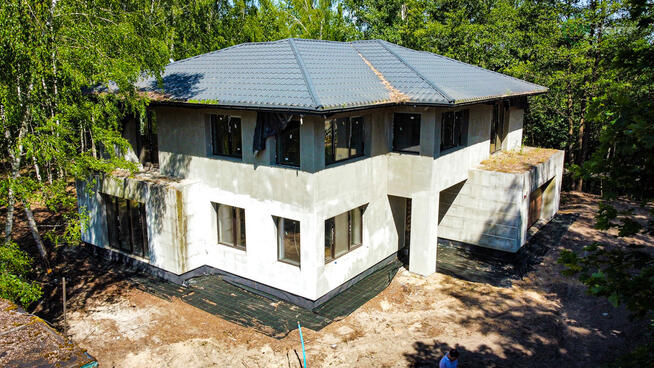 Duża działka z domem w budowie, 35 min od W-wy