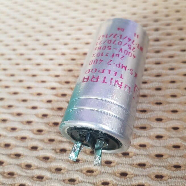 Kondensator rozruchowy Unitra telepod 2UF 400V sprawny Polsk