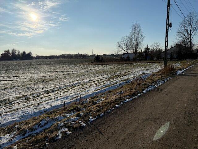 Boża Wola ,budowlana 3tys.m2,15minut do szkoły i PKP