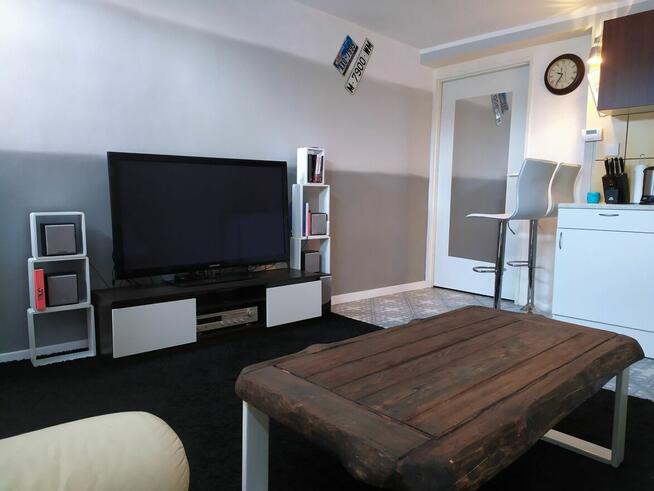 2-pokojowe, Bezczynszowe, prywatne miejsce parkingowe, parter