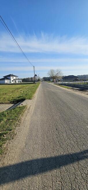 Działka 2000m2 z mediami. Spokojna okolica, blisko trasy S17