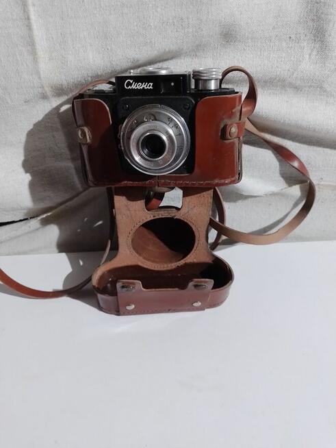 Sprzedam stare aparaty i lampy blyskowe