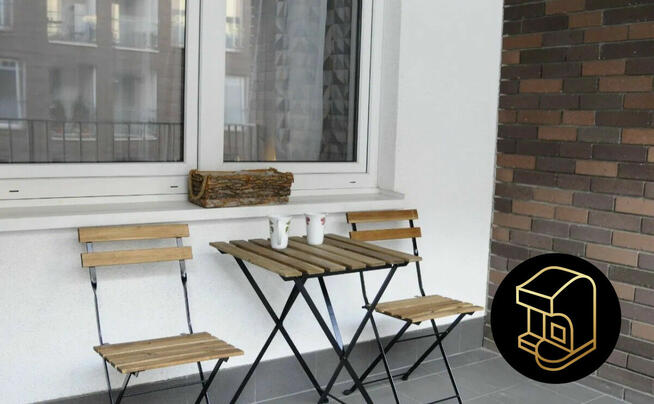 Wygodne mieszkanie 2-pokojowe na Śródmieściu.