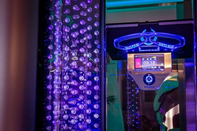 Solarium stojące nowe Indjo Smart 100% LED G2 OPEN SUN