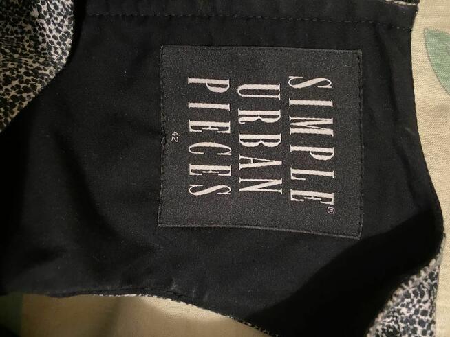 Sukienka firmy Simple