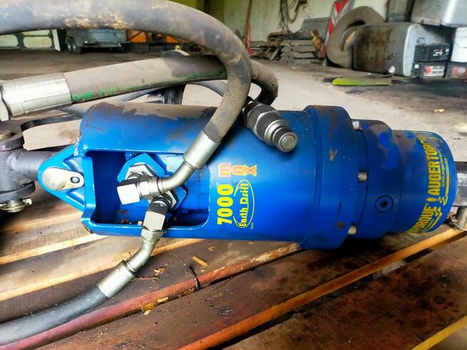 Wiertnica do wiercenia otworów w ziemi