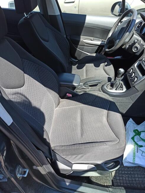 Syndyk sprzedaje Peugeot 308