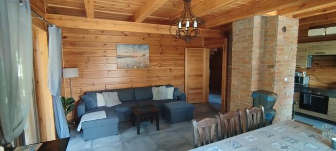 Wiosna Lato Jesień Zima, całoroczny drewniany Dom