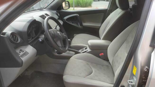 Toyota RAV4 3.5L 256KM 4WD (175000 km)