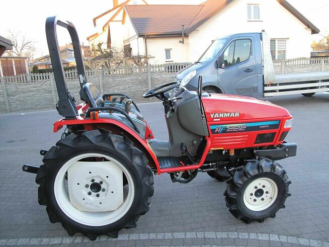 Mini Traktorek Yanmar AF222 4X4 22KM Wspomaganie Rewers
