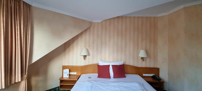 Meble hotelowe używane pilnie sprzedam