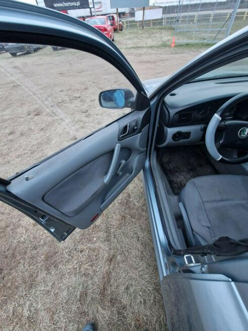 Skoda Octavia 1.6 Benzyna/Gaz 75KM | 2001 | Ekonomiczna | Bezwypadkowa