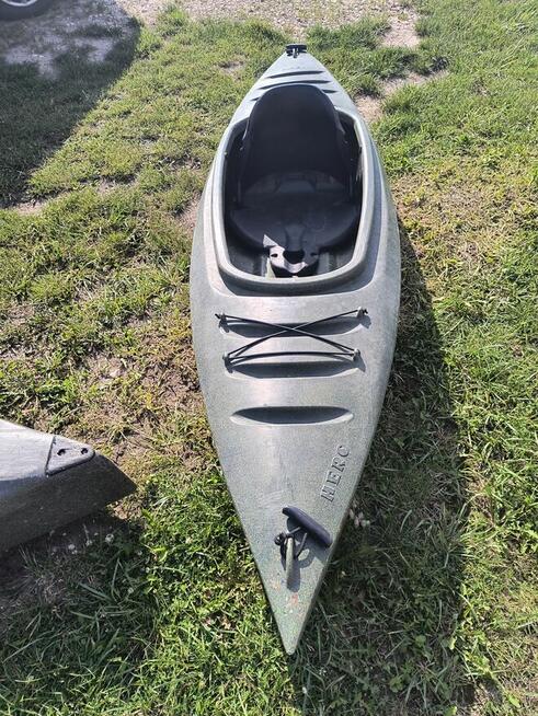 Sprzedam kajak HERO to krótki, stabilny i łatwy w manewrowan