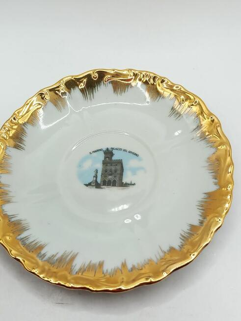 Filiżanka ze spodkiem S.Marino rozsypane złotko