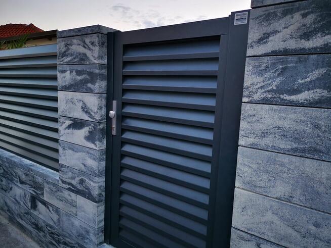 nowoczesna brama aluminiowa Wysoka jakość ALUBRAM