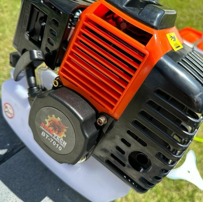 WYPRZEDAŻ!! NOWA PODKASZARKA/KOSA spalinowa 6.1km 52cc bullt