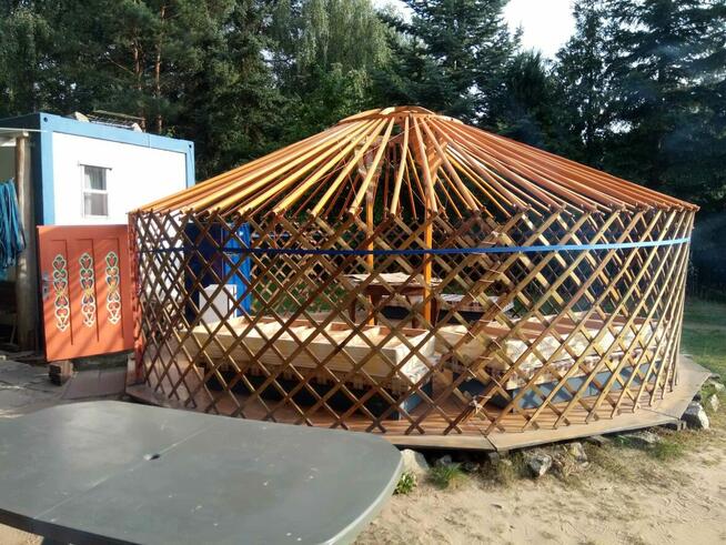 Noclegi bezpośrednio nad jeziorem powidzkim