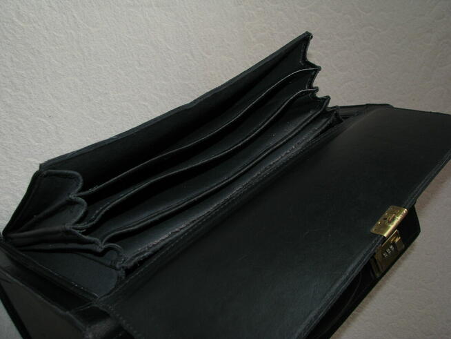 Duży neseser teczka kufer z szyfrem na dokumenty skóra torba