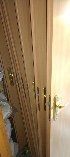 drzwi drewniany z ramą