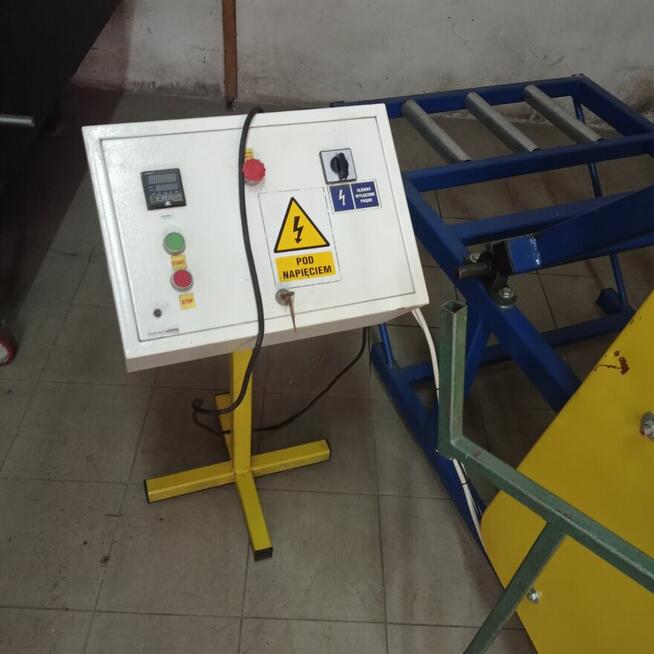 Maszyna do Przewijania Folii Stretch