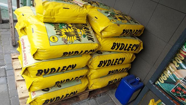 Podloza ogrodnicze, nawozy