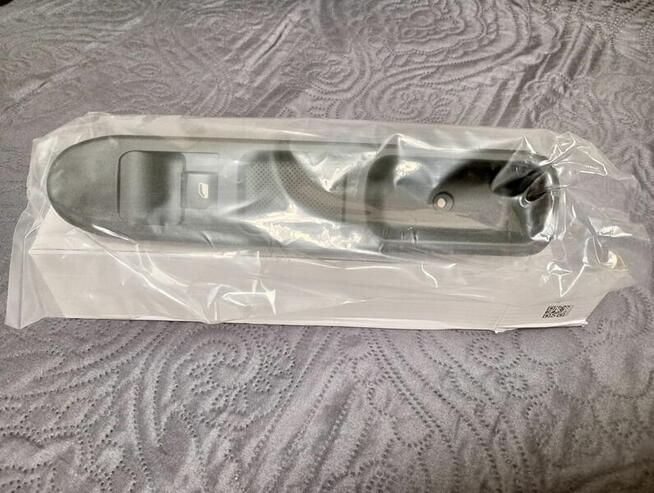 Przełącznik sterowania szyb Peugeot 207