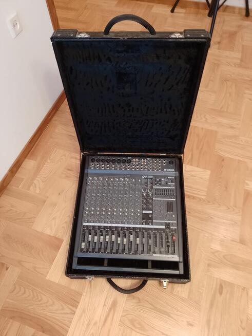 Kompletny sprzęt dla zespołu muzycznego