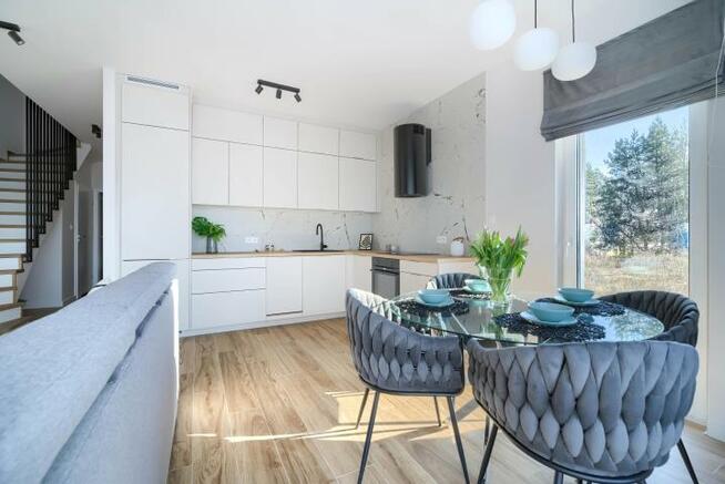 Dom Cybulice Małe gm. Czosnów, Polna