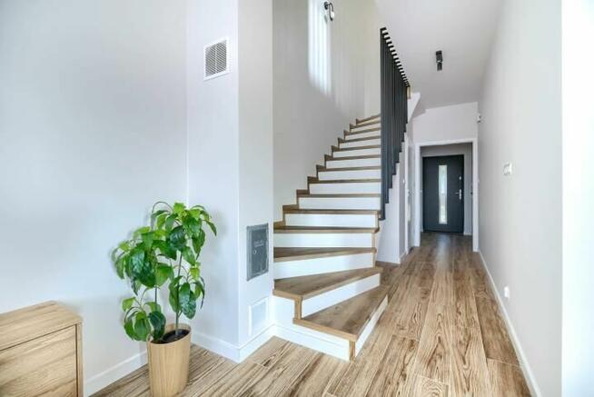 Dom Cybulice Małe gm. Czosnów, Polna