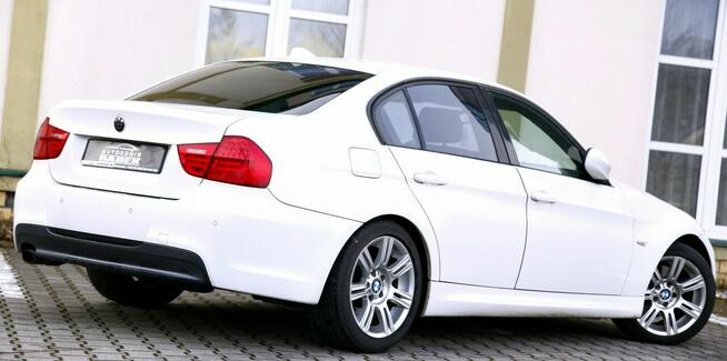 BMW 320 M PAKIET/Alcantara/6 Biegów/BiXenon/Parktronic/Serwisowany/GWARANCJA
