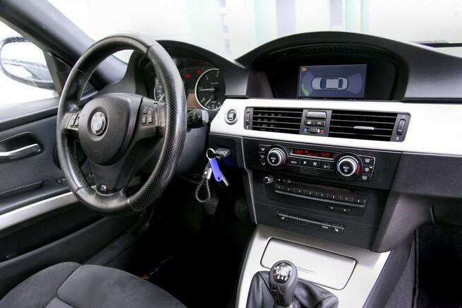 BMW 320 M PAKIET/Alcantara/6 Biegów/BiXenon/Parktronic/Serwisowany/GWARANCJA