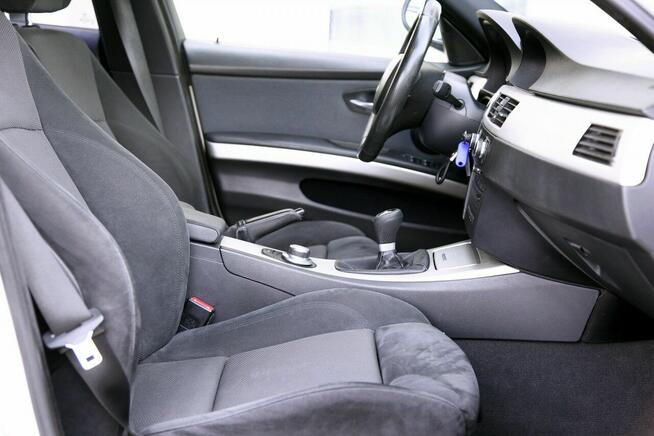 BMW 320 M PAKIET/Alcantara/6 Biegów/BiXenon/Parktronic/Serwisowany/GWARANCJA